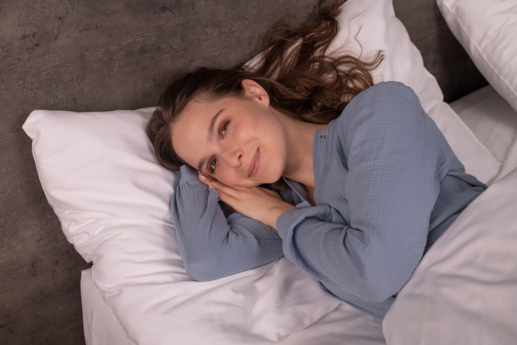 CBN na spaní: Jak využít jeho sedativní účinky?